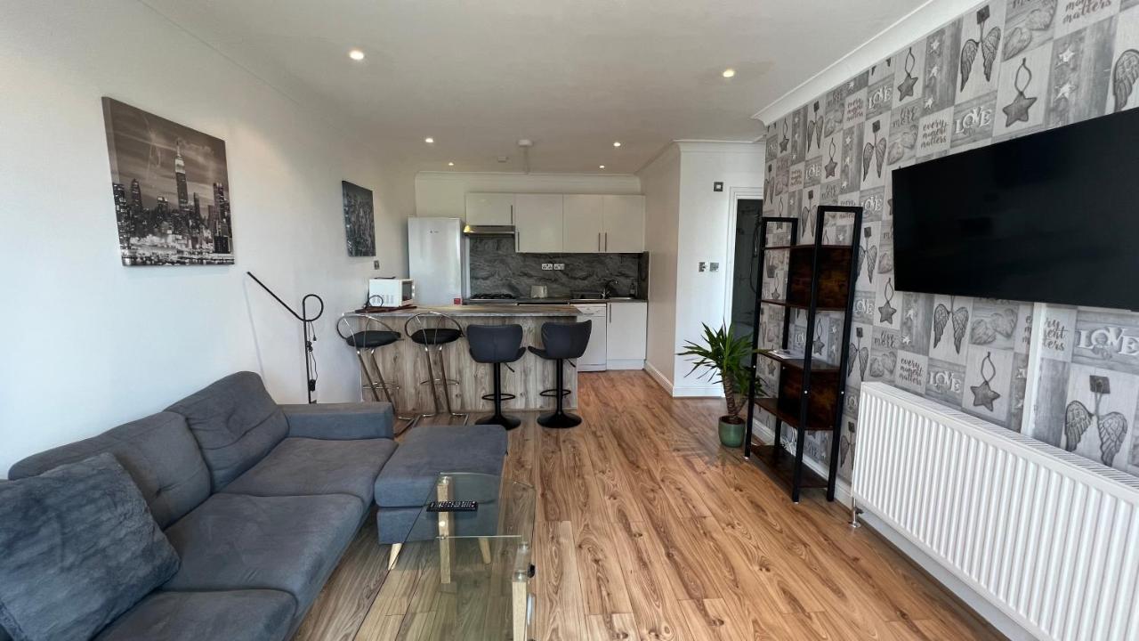 Comfy 2 Bedroom Apartments - Finchley Road, Λονδίνο Εξωτερικό φωτογραφία