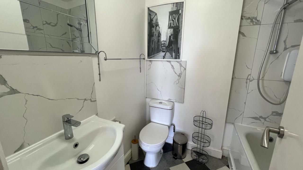 Comfy 2 Bedroom Apartments - Finchley Road, Λονδίνο Εξωτερικό φωτογραφία