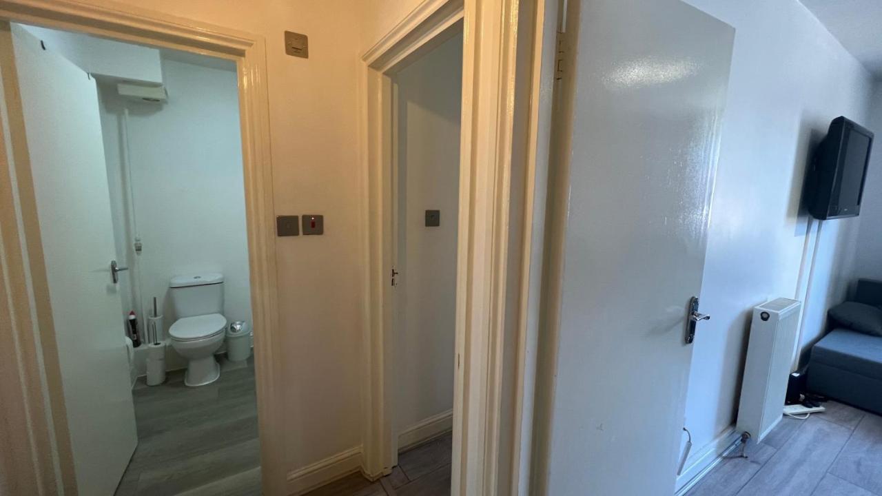 Comfy 2 Bedroom Apartments - Finchley Road, Λονδίνο Εξωτερικό φωτογραφία