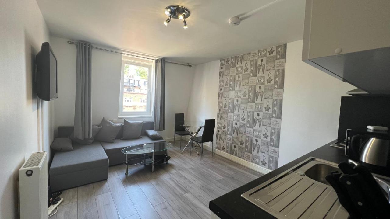 Comfy 2 Bedroom Apartments - Finchley Road, Λονδίνο Εξωτερικό φωτογραφία