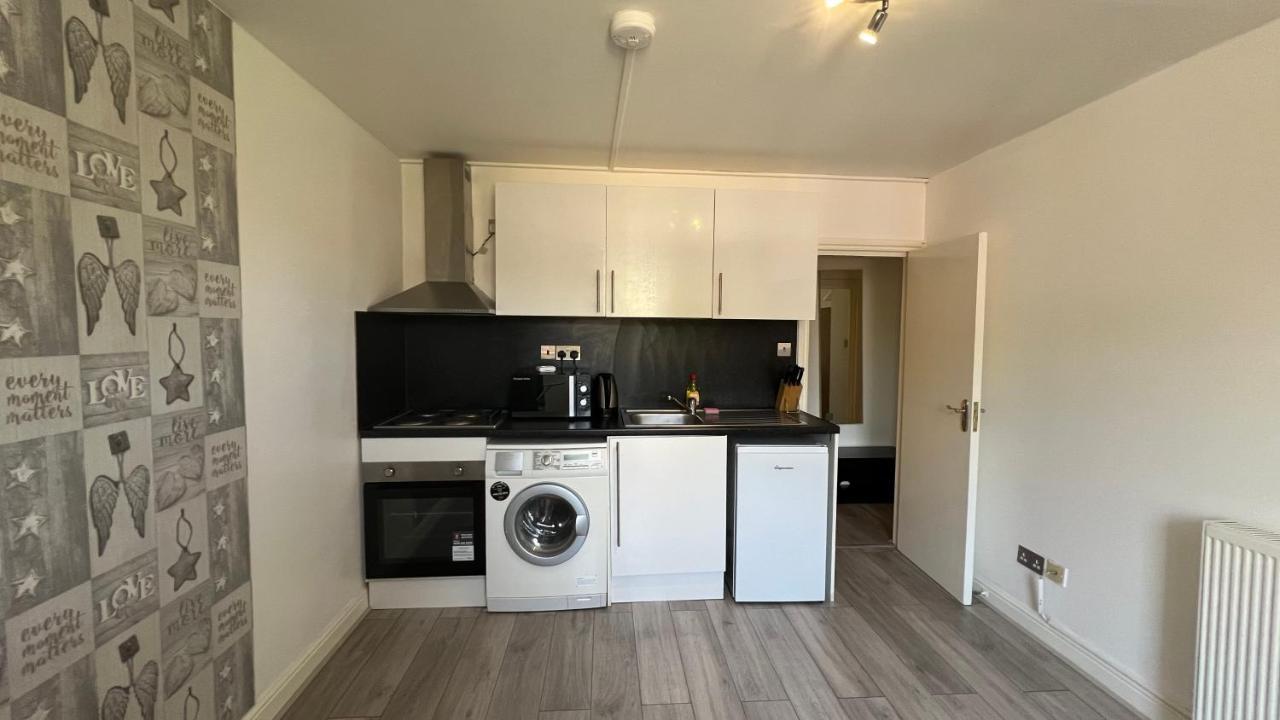 Comfy 2 Bedroom Apartments - Finchley Road, Λονδίνο Εξωτερικό φωτογραφία